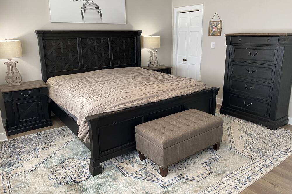 Photo of Bedroom in Secretary