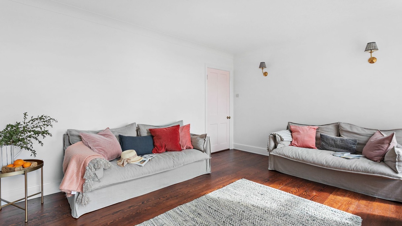 Photo of Livingroom in Budleigh Salterton