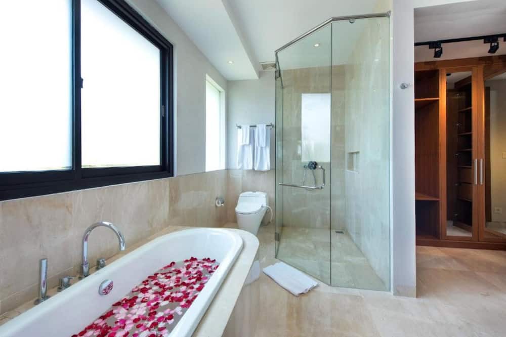 Photo of Bathroom in Kutuh