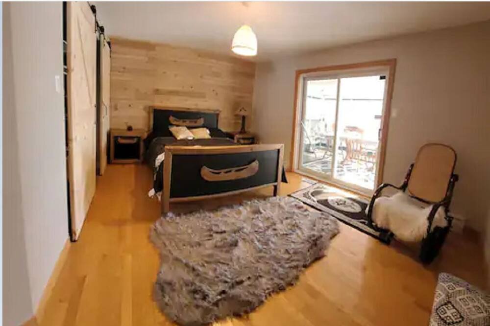 Photo of Bedroom in Papineau Regional County Municipality