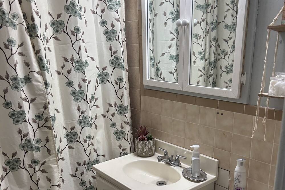 Photo of Bathroom in Orange City