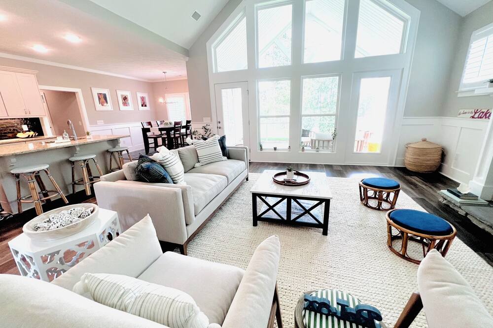 Photo of Livingroom in McCormick