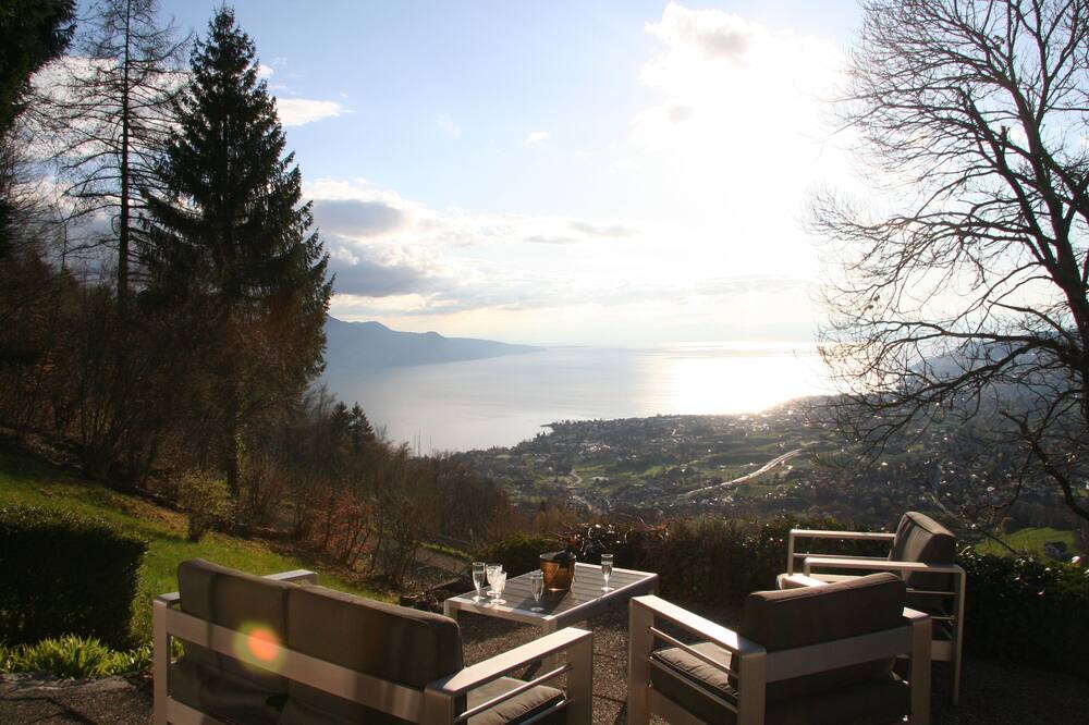 Photo of Outdoor in Montreux