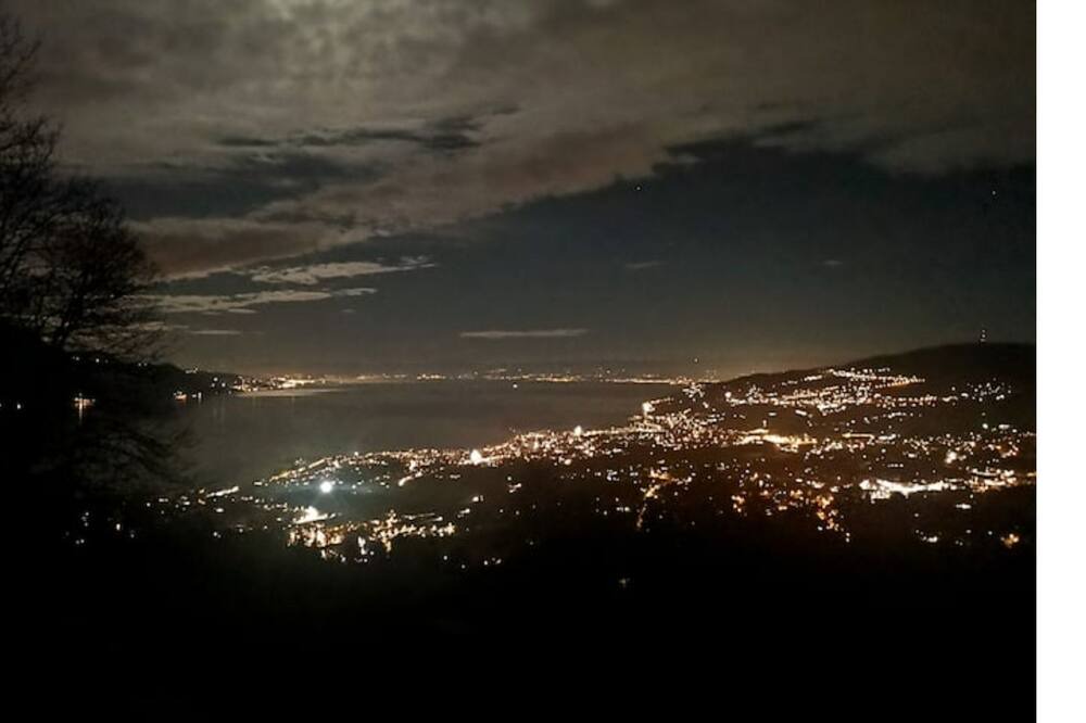 Photo of Others in Montreux