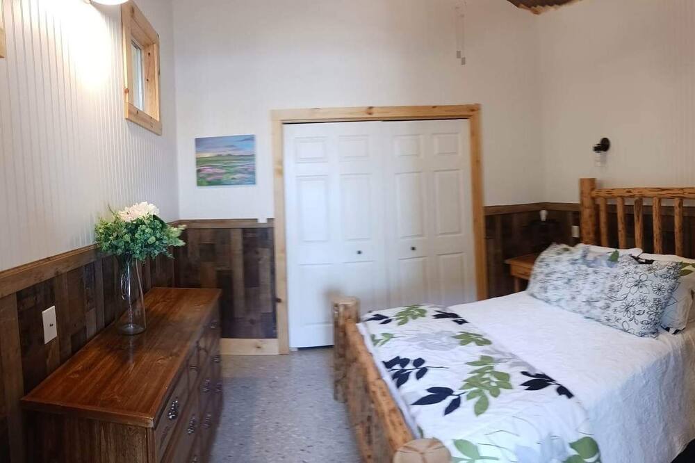 Photo of Bedroom in Johnson City