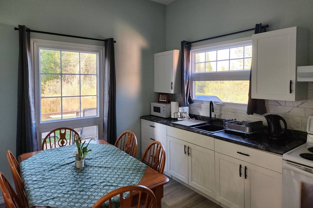 Photo of Kitchen in Irondale