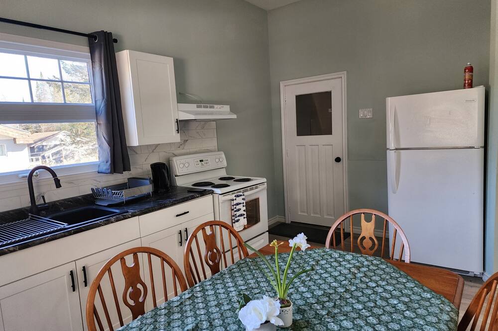 Photo of Kitchen in Irondale