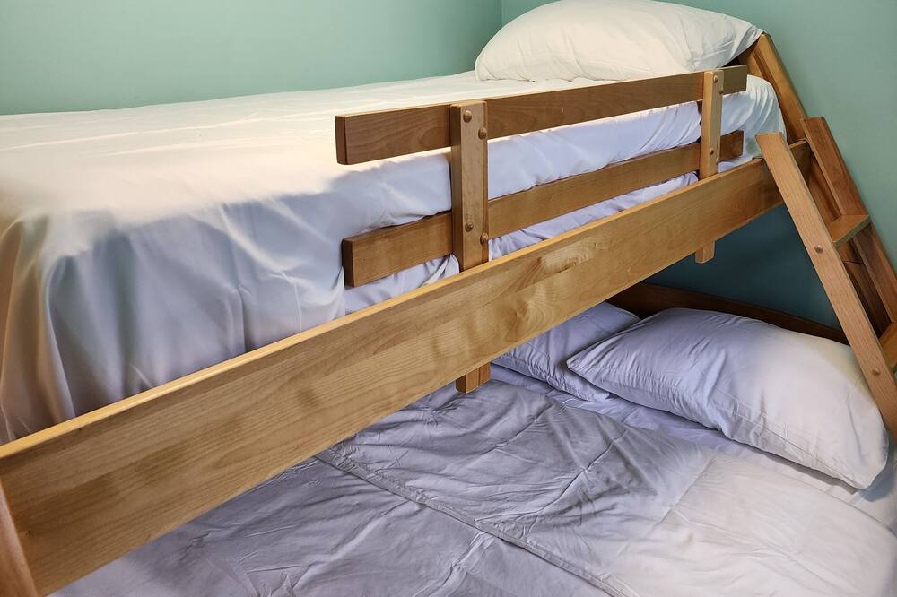 Photo of Bedroom in Irondale