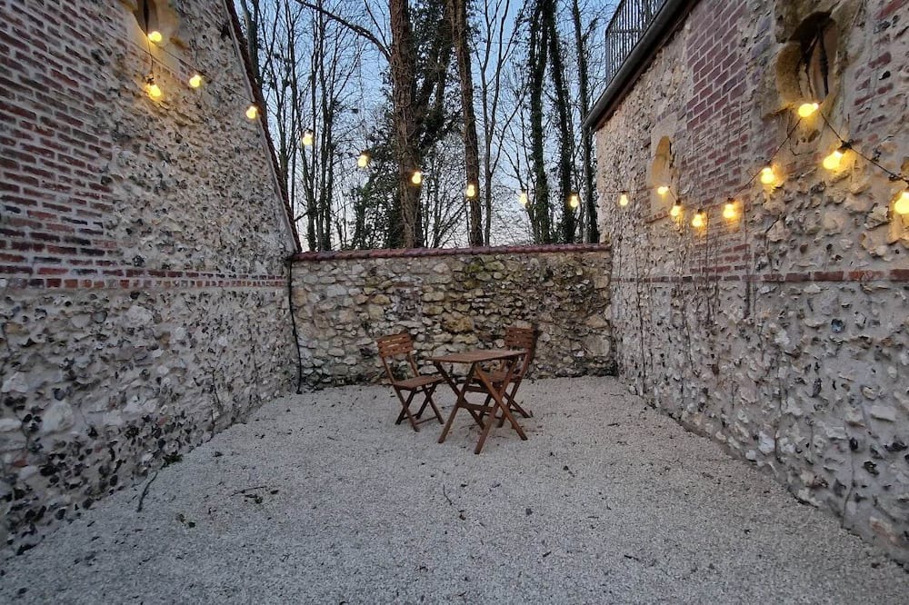 Photo of Patio Balcony in Flavacourt