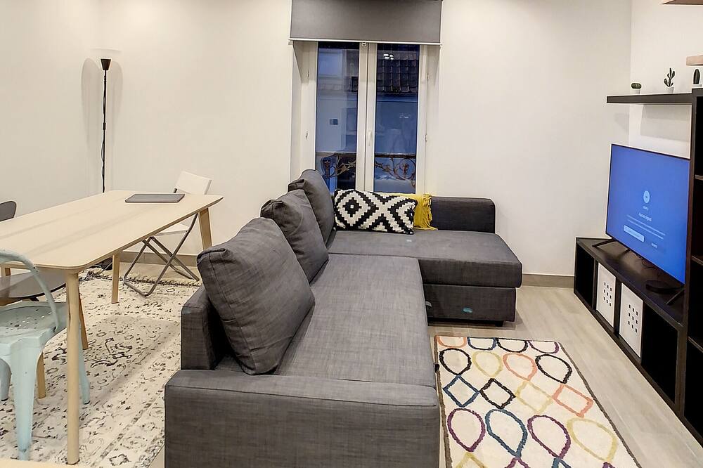 Photo of Livingroom in Presles