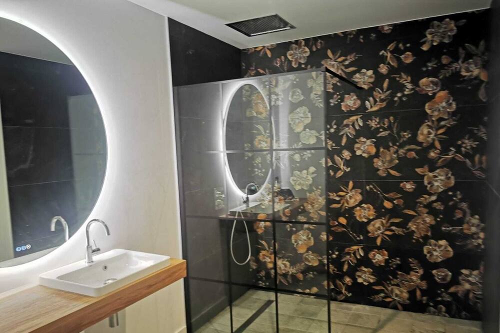 Photo of Bathroom in Sainte-Marie-la-Mer
