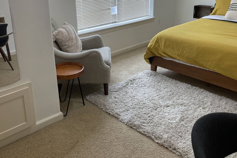 Photo of Bedroom in Five Oaks