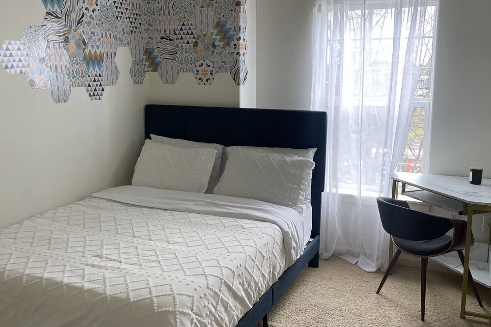 Photo of Bedroom in Five Oaks