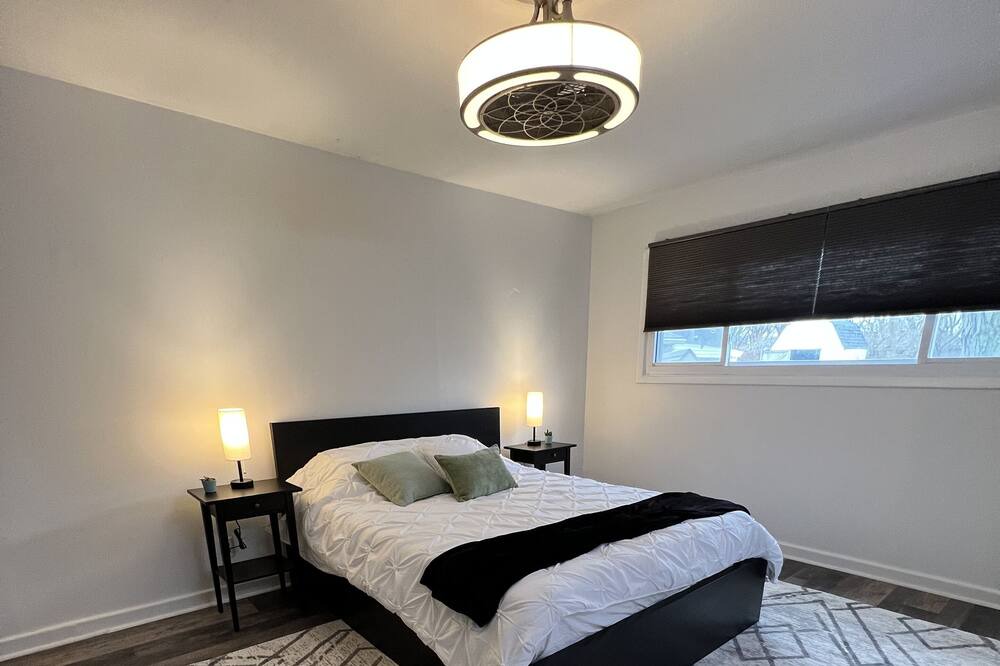 Photo of Bedroom in Greenwood