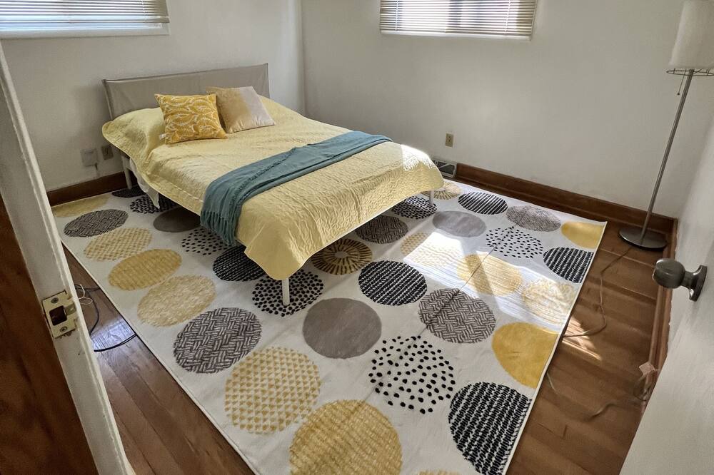 Photo of Bedroom in Greenwood