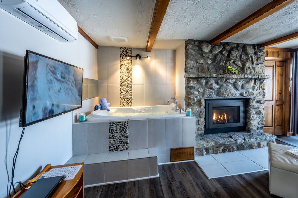 Photo of Livingroom in Sainte-Agathe-des-Monts