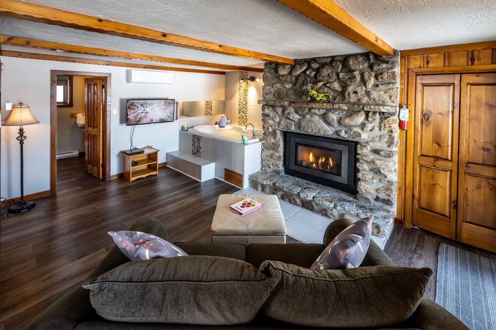 Photo of Livingroom in Sainte-Agathe-des-Monts