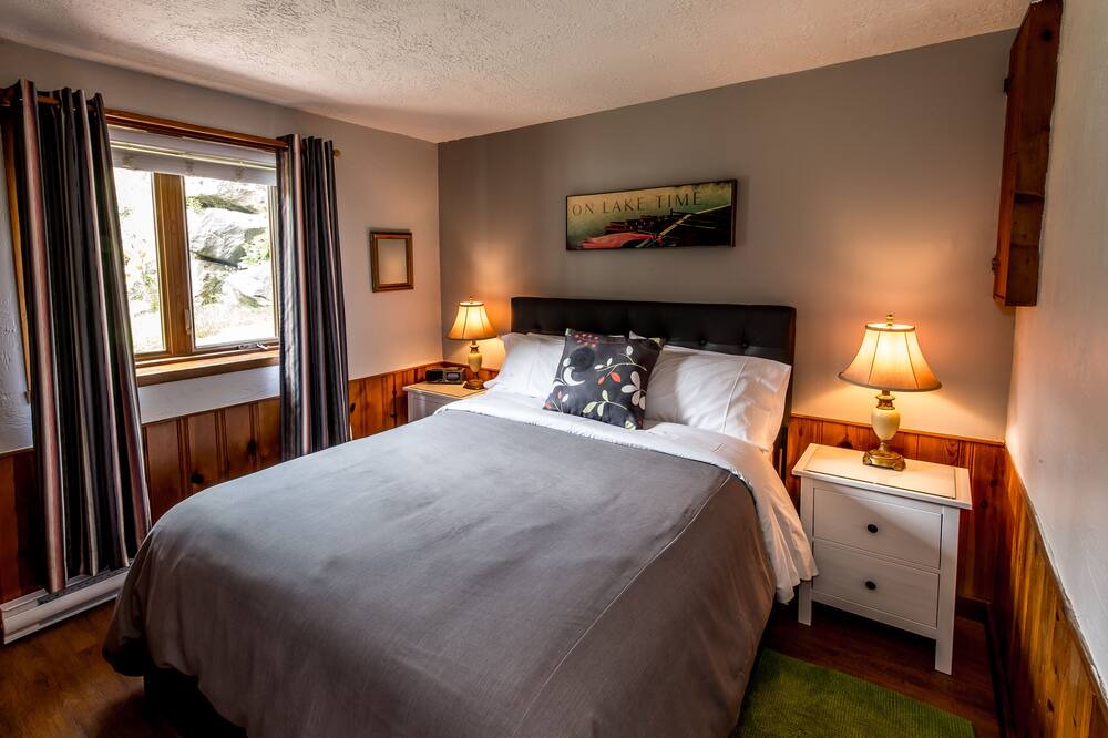 Photo of Bedroom in Sainte-Agathe-des-Monts