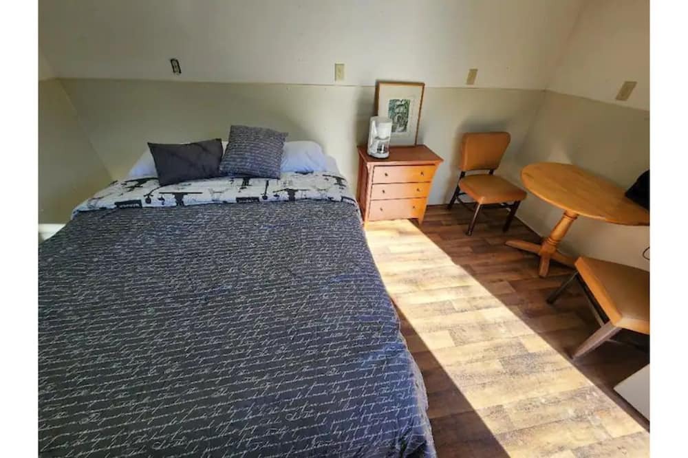 Photo of Bedroom in Corning