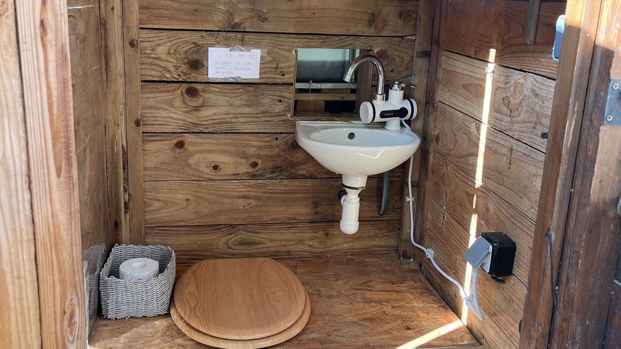 Photo of Bathroom in Cresseveuille