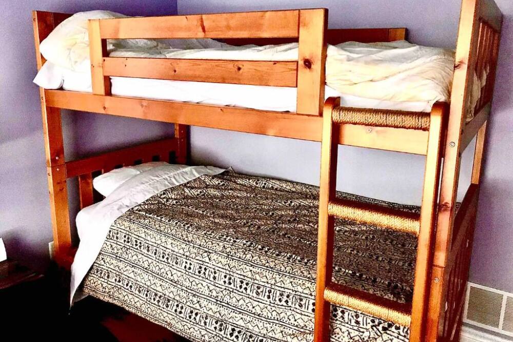 Photo of Bedroom in Dysart et al