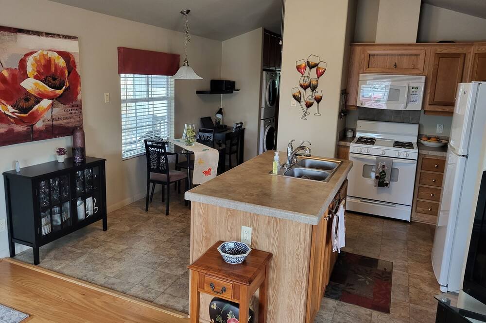 Photo of Kitchen in Donna