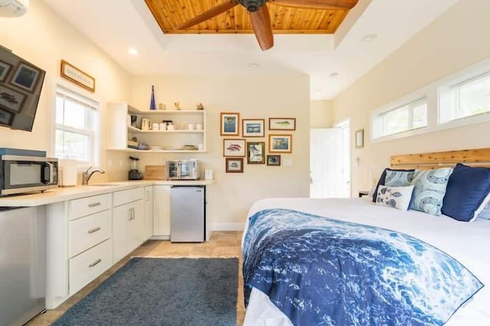 Photo of Bedroom in Kaneohe