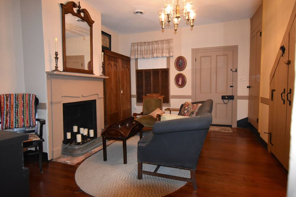 Photo of Livingroom in Petersburg