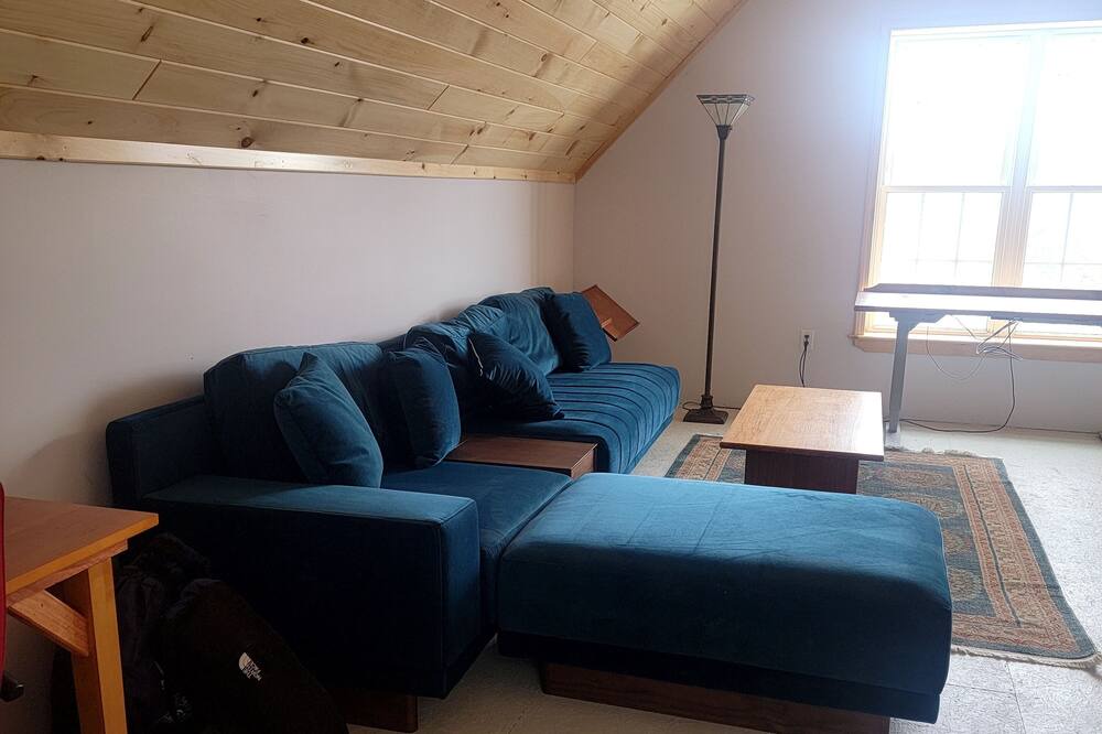 Photo of Livingroom in Town of Milo