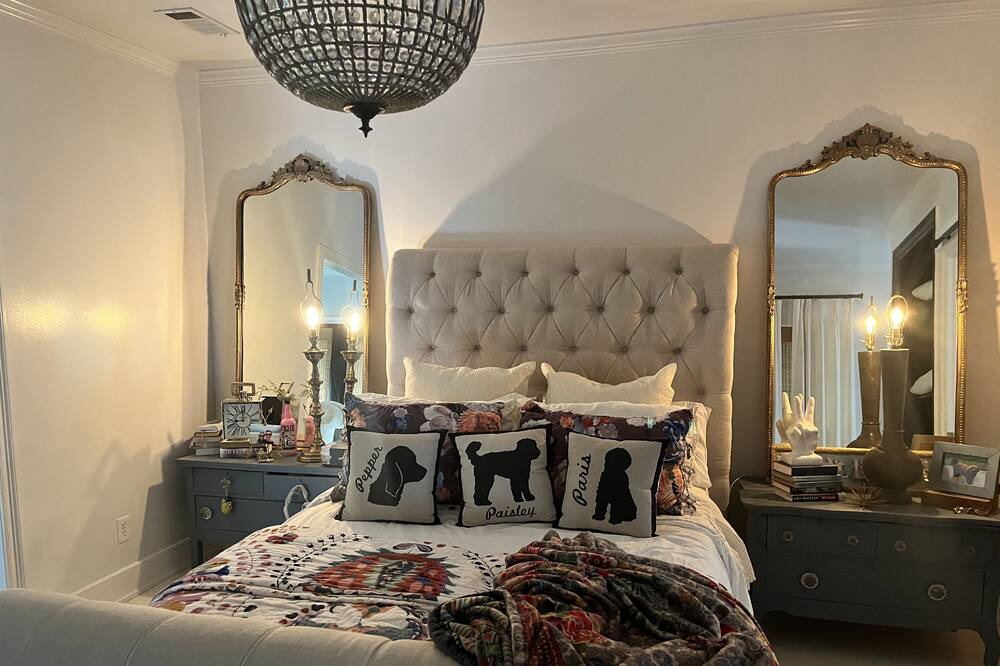 Photo of Bedroom in Brookhaven