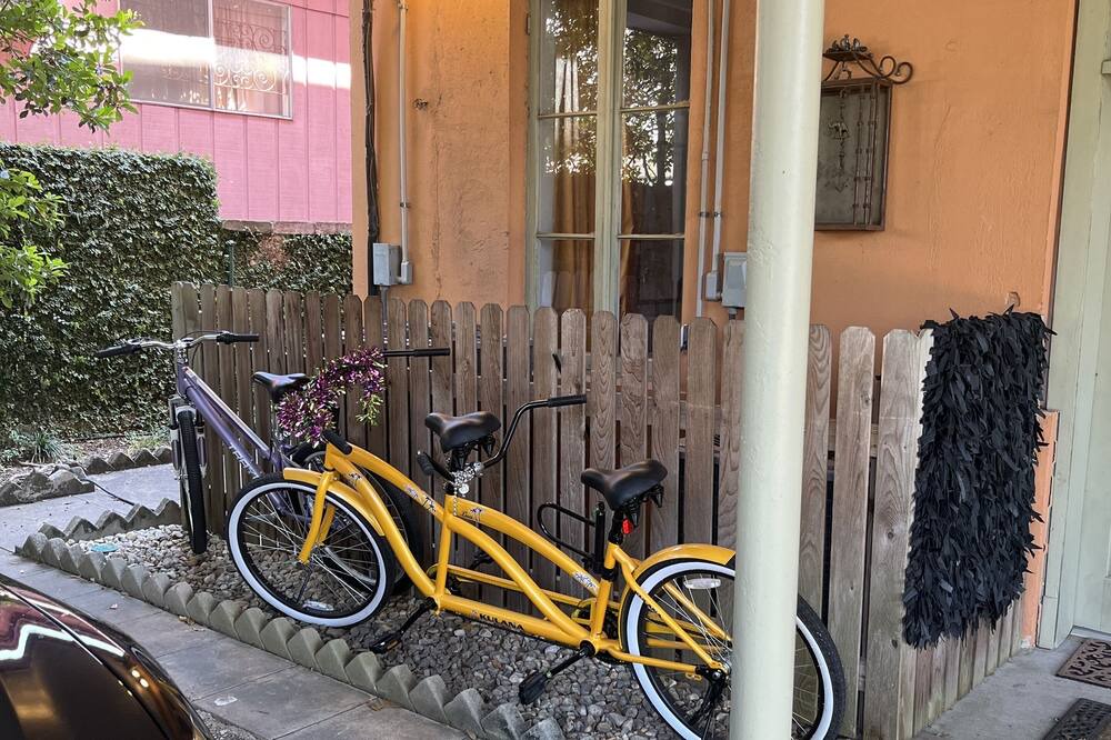 Photo of Outdoor in Seventh Ward