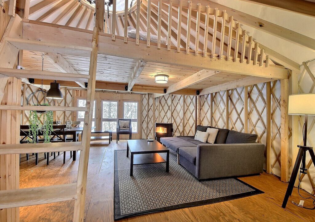 Photo of Livingroom in Saint-David-de-Falardeau