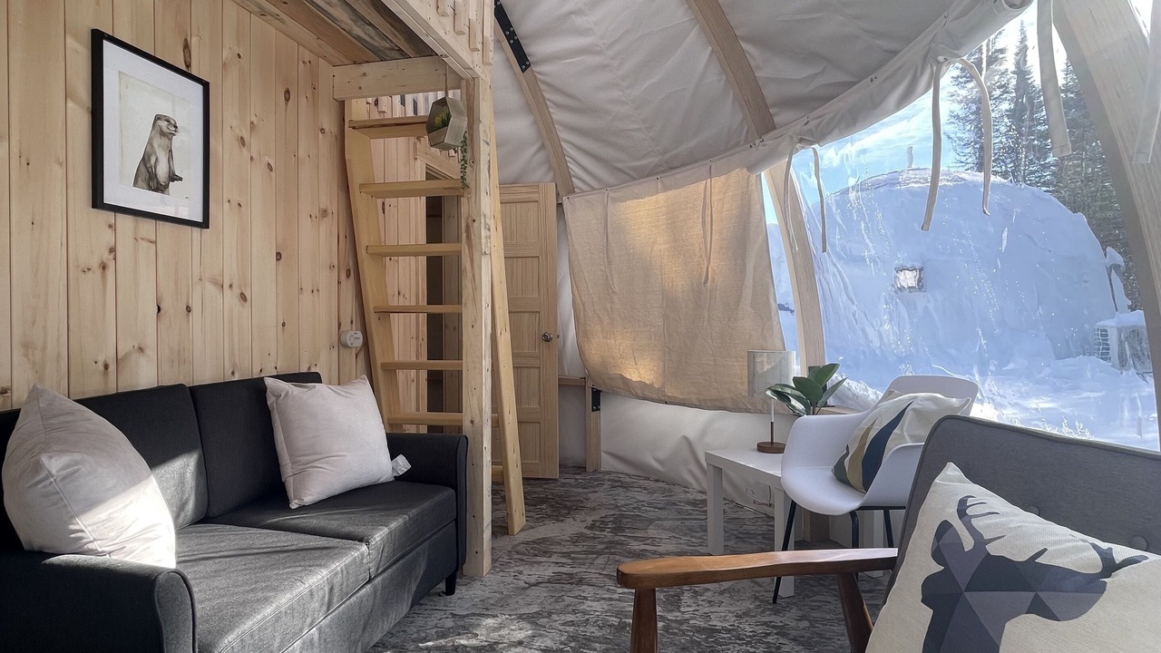 Photo of Livingroom in Saint-David-de-Falardeau