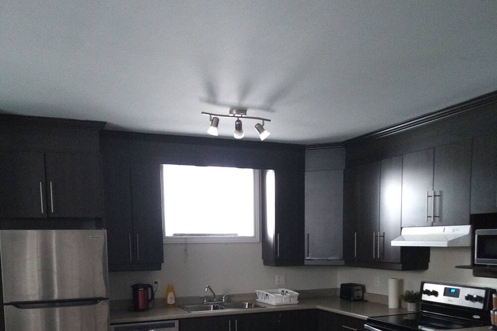 Photo of Kitchen in Aylmer