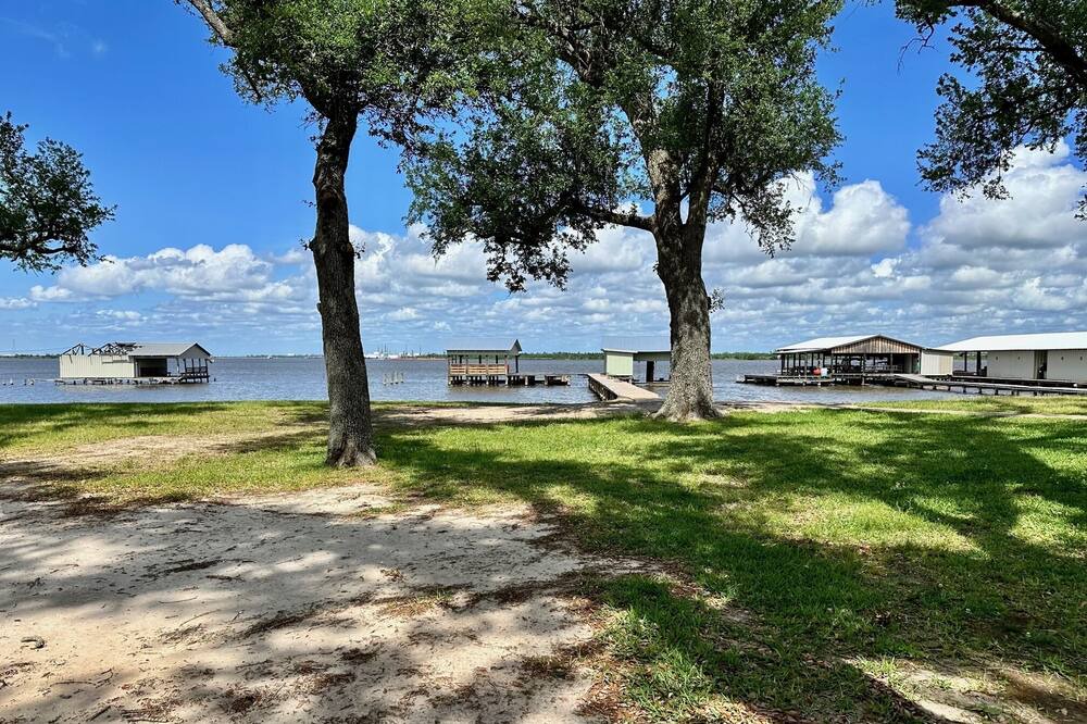 Photo of Outdoor in Sulphur