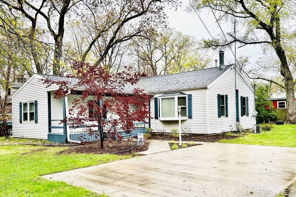 Photo of Outdoor in Shorewood-Tower Hills-Harbert