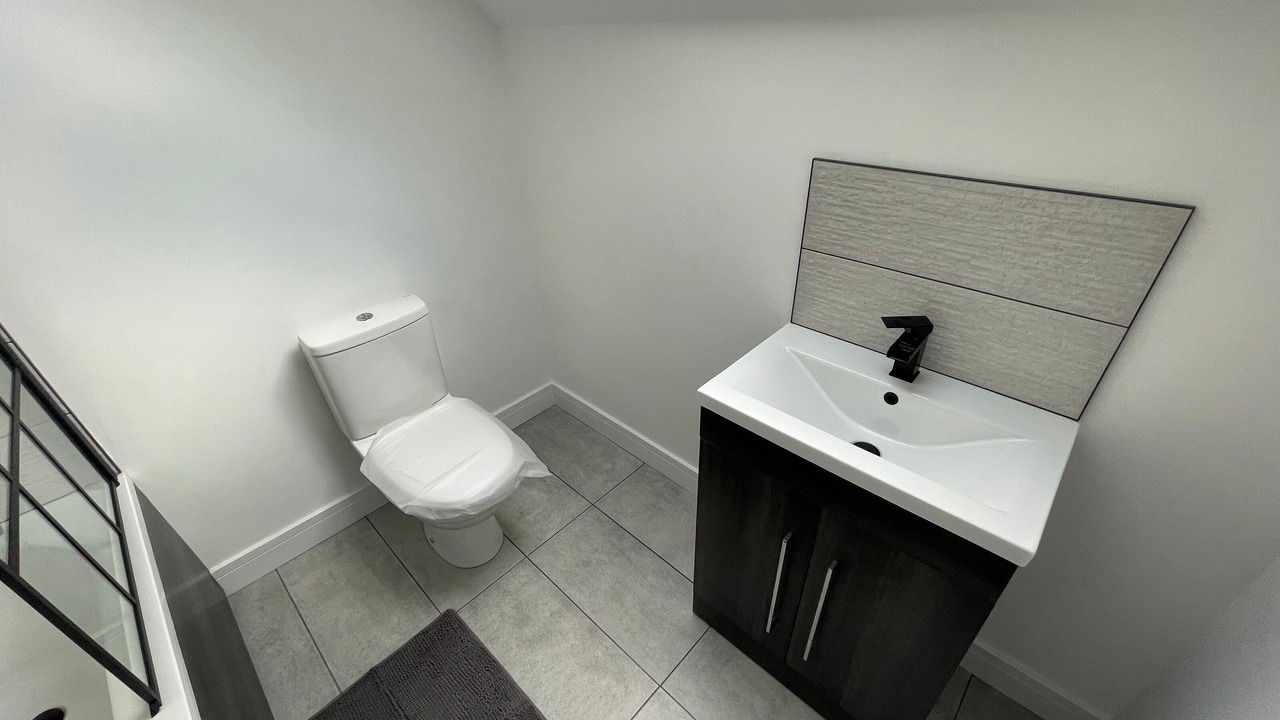 Photo of Bathroom in Newcastle-Under-Lyme