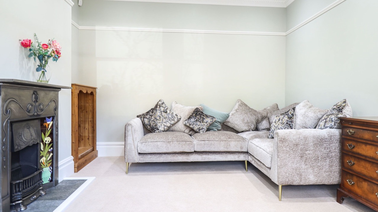 Photo of Livingroom in Boston