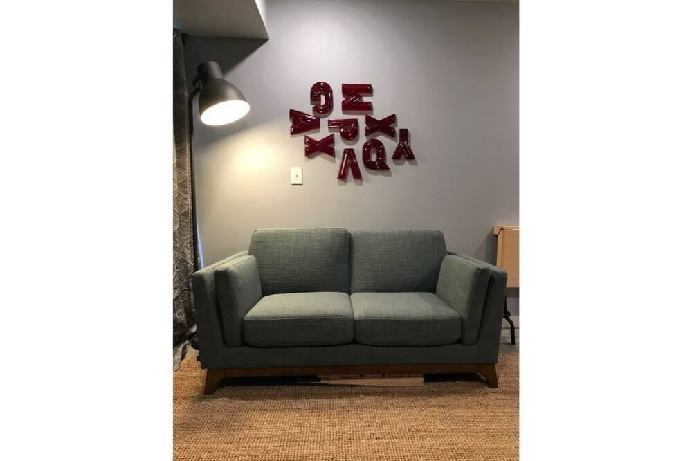 Photo of Livingroom in Highlandville