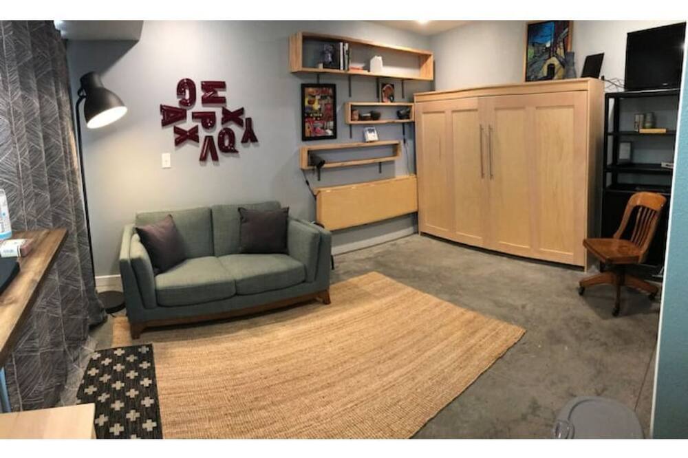 Photo of Livingroom in Highlandville