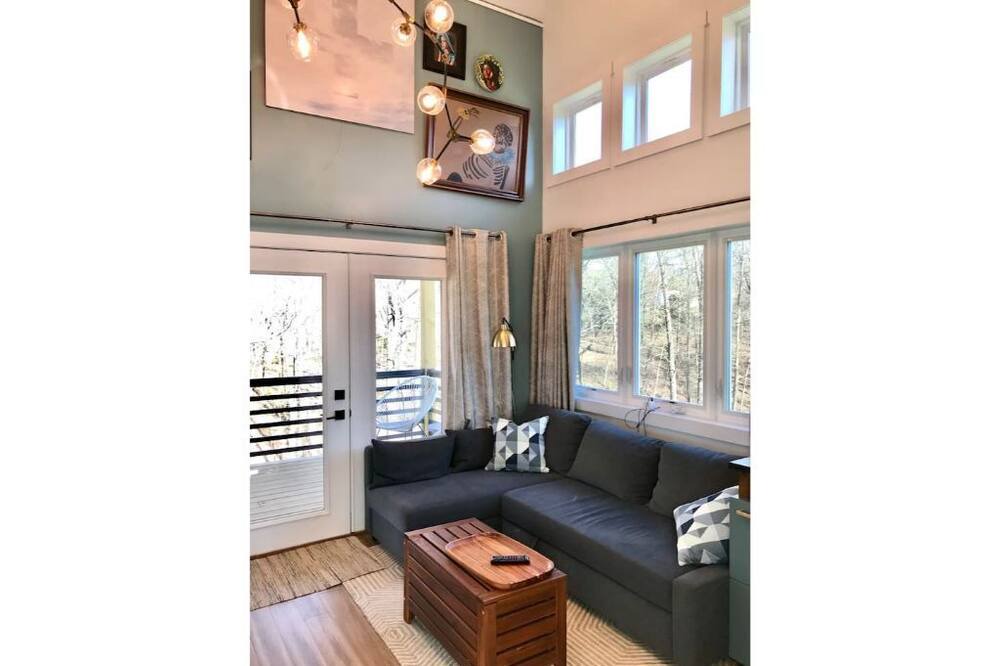 Photo of Livingroom in Highlandville