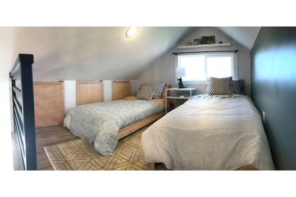Photo of Bedroom in Highlandville