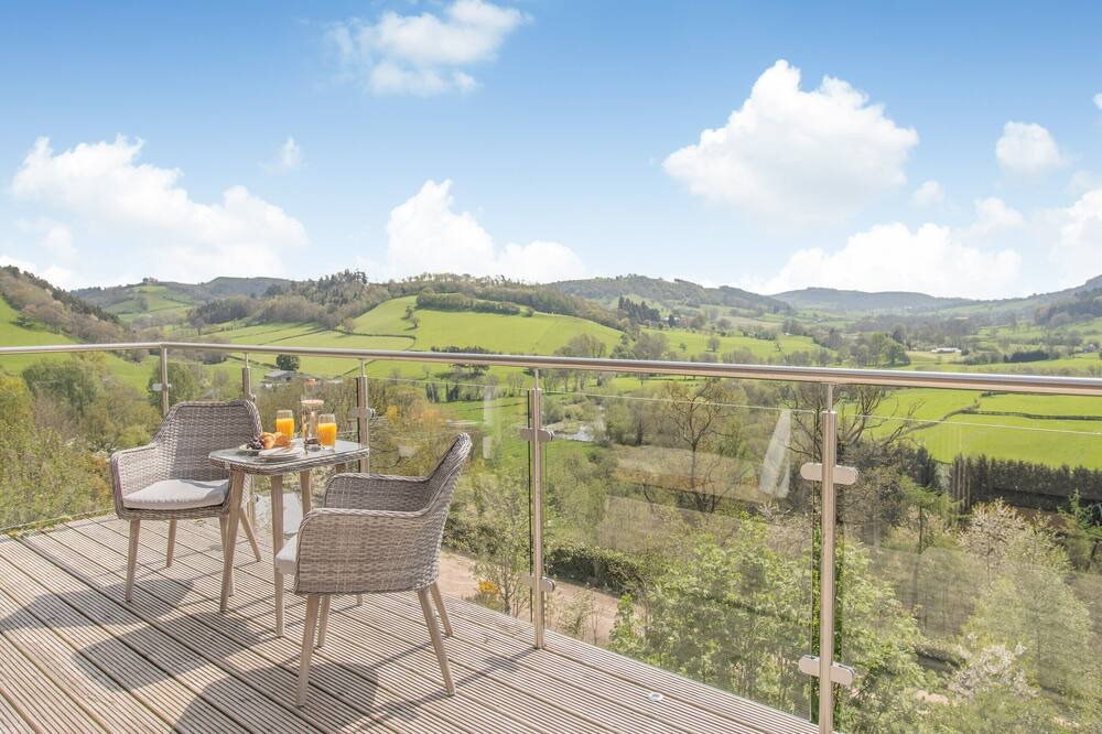 Photo of Outdoor in Cyfronydd