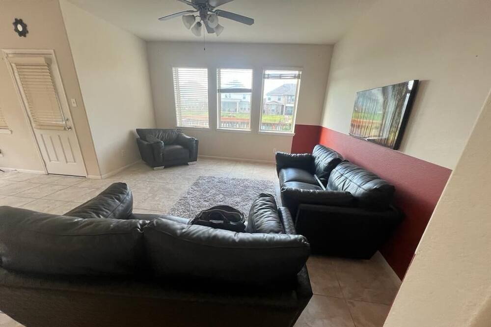 Photo of Livingroom in Missouri City