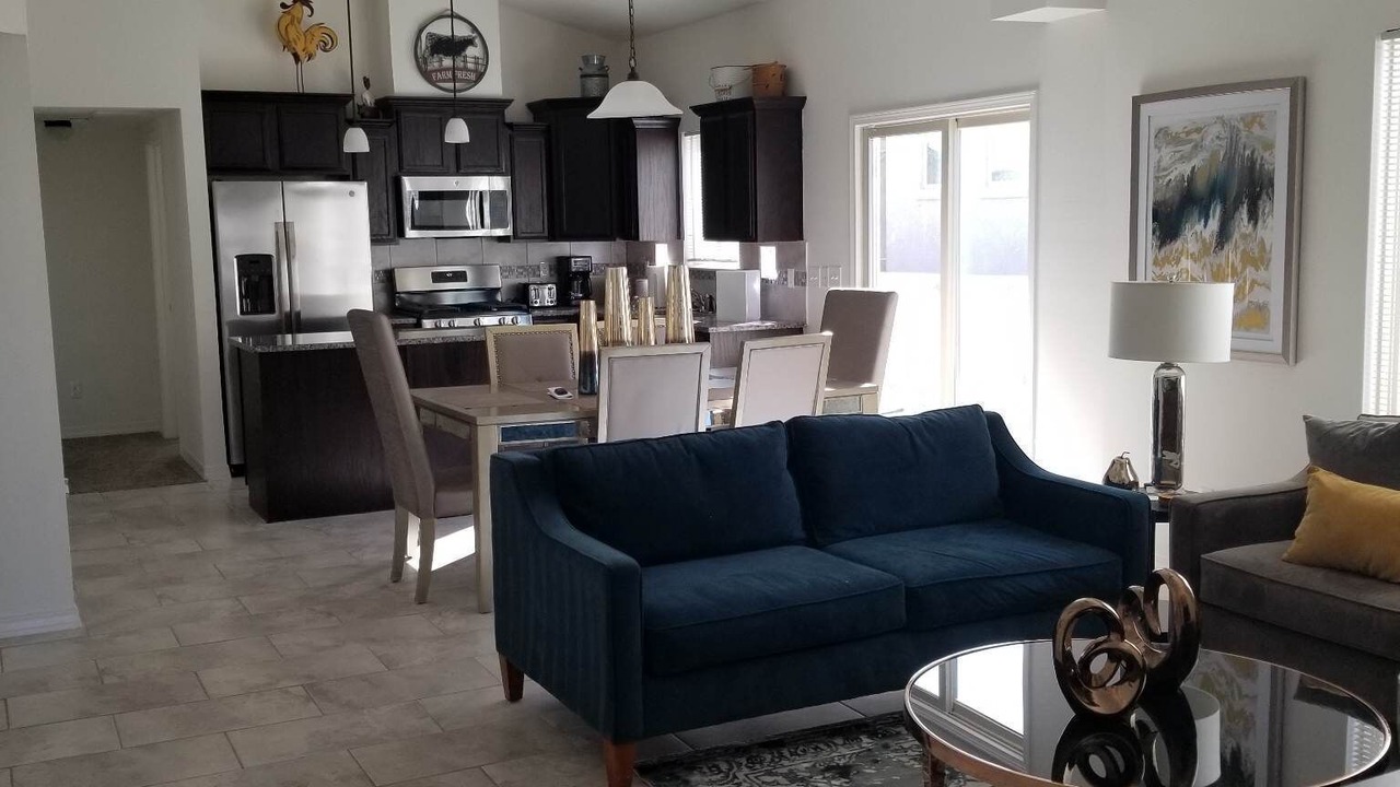 Photo of Livingroom in Biggs Field