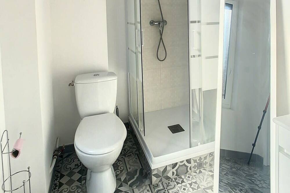 Photo of Bathroom in Saint-Quentin