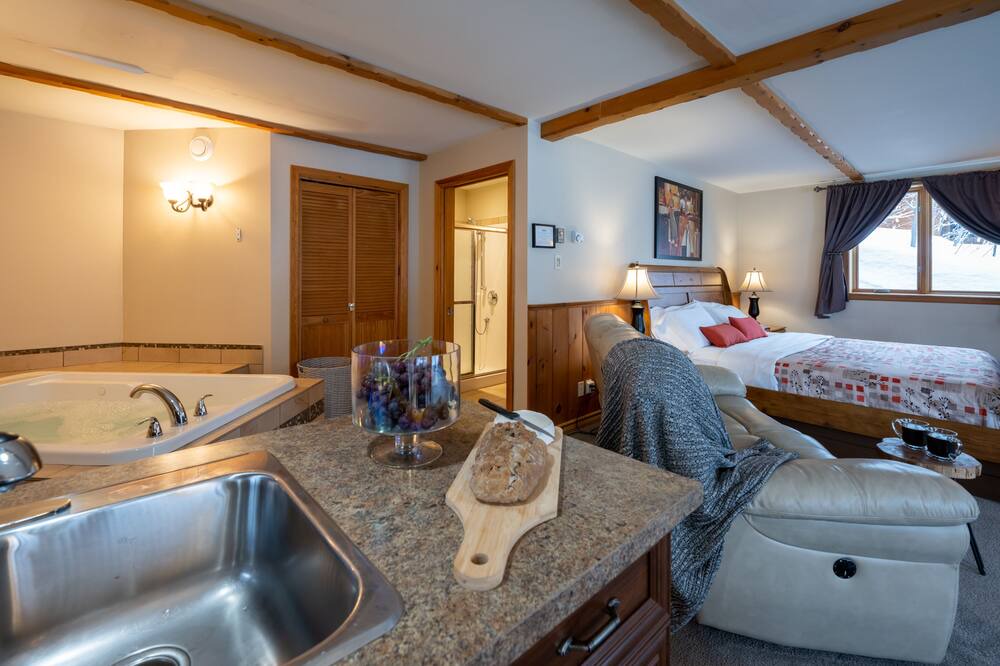 Photo of Bedroom in Sainte-Agathe-des-Monts