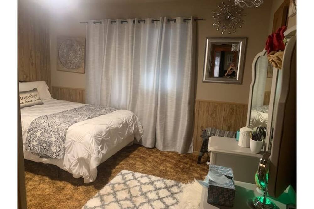 Photo of Bedroom in Chandler