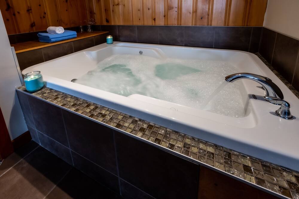 Photo of Bathroom in Sainte-Agathe-des-Monts