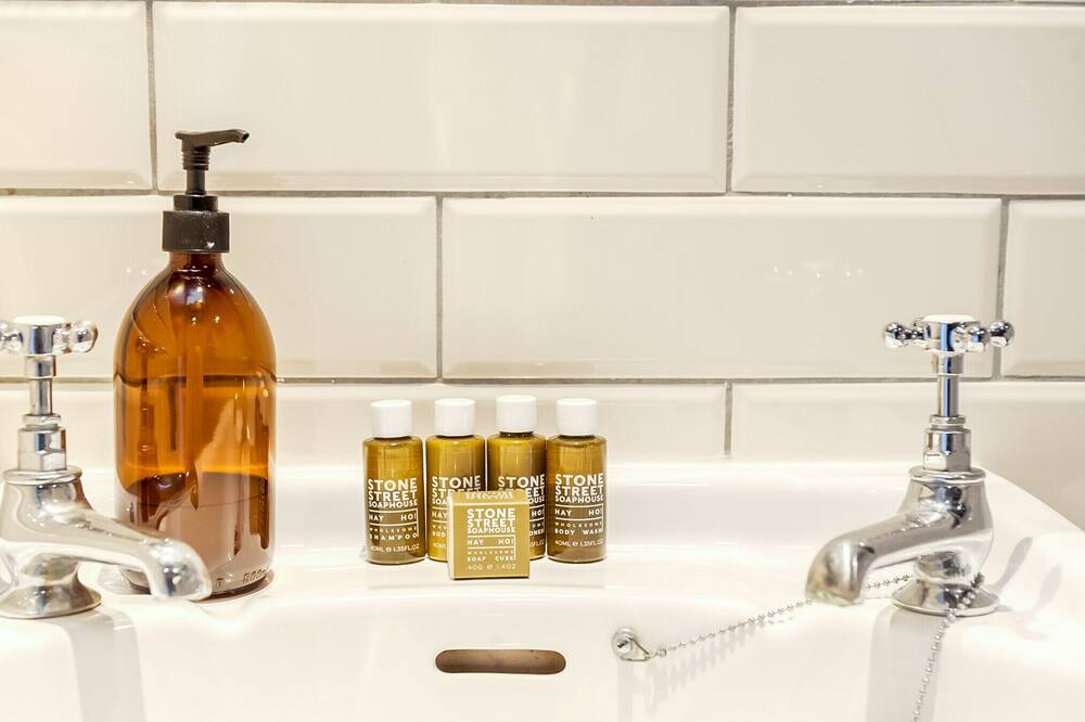 Photo of Bathroom in Dalston